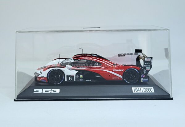 Miniatura de carro Porsche 963 Penske #6 Cameron/Jaminet/Tandy, 24h Daytona 2023, escala 1:43, marca Spark