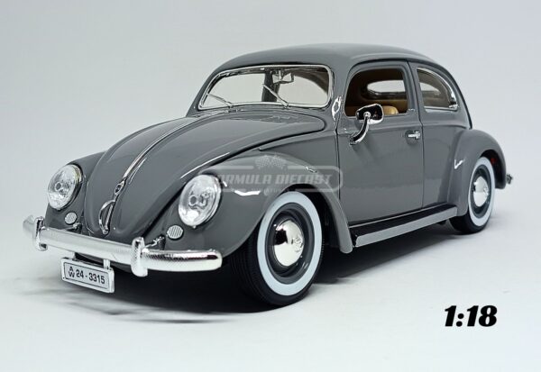 Miniatura de carro VW Fusca Käfer-Beetle 1951, cor Cinza, escala 1:18, marca Bburago
